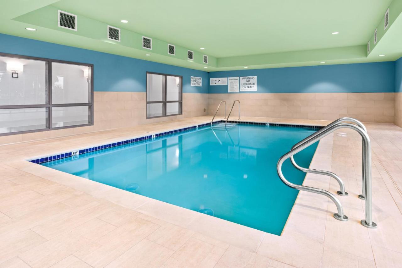 Holiday Inn Express & Suites - Suisun City By Ihg Exteriör bild