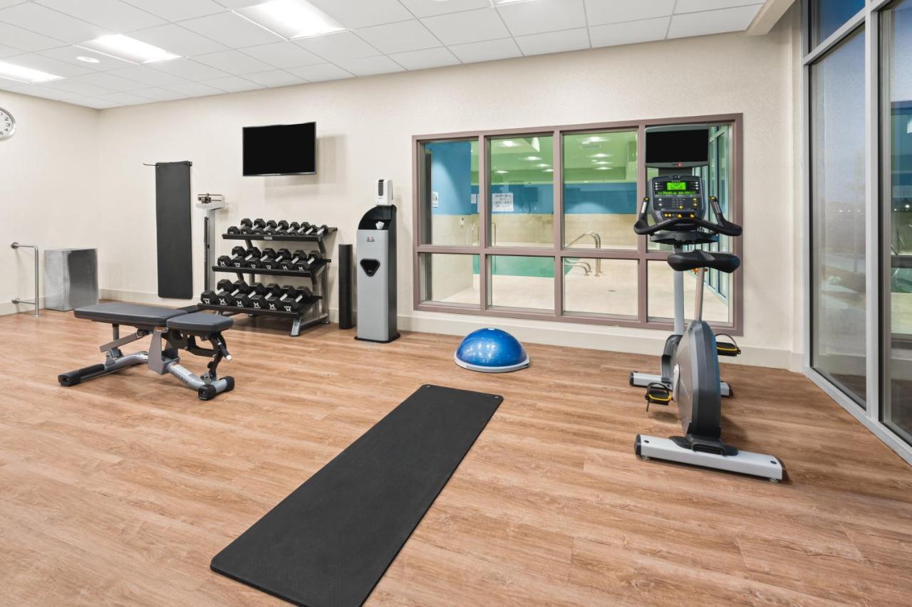 Holiday Inn Express & Suites - Suisun City By Ihg Exteriör bild