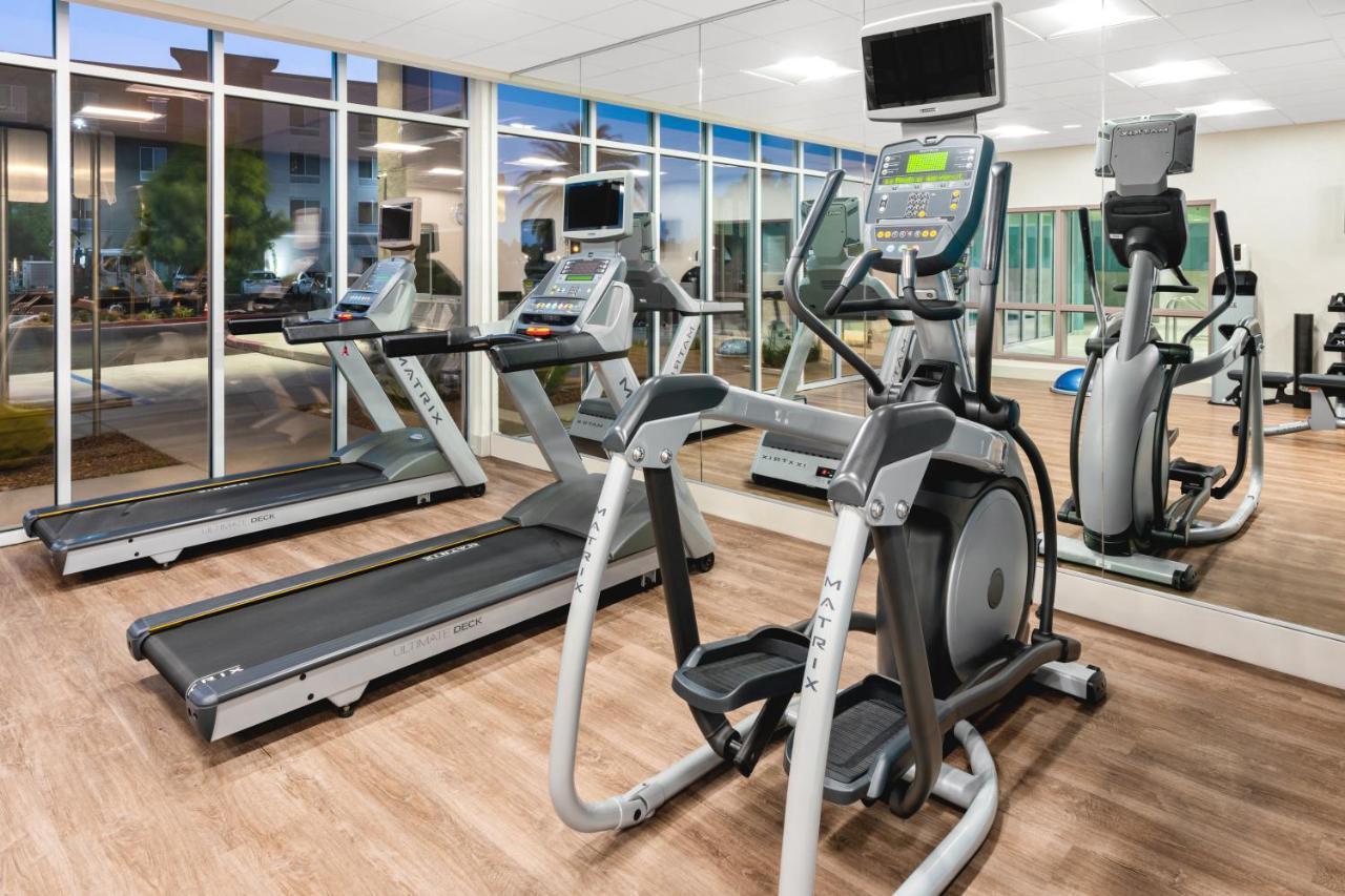 Holiday Inn Express & Suites - Suisun City By Ihg Exteriör bild