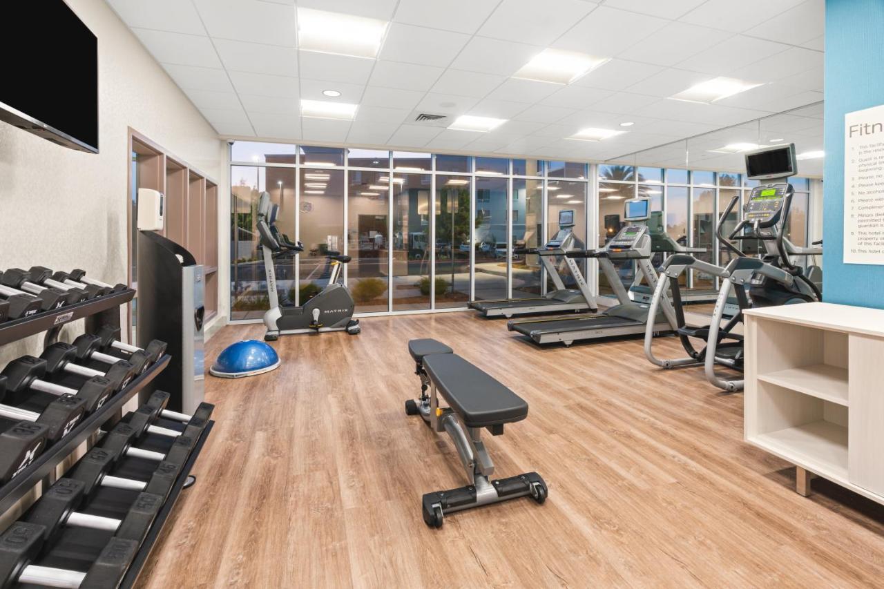 Holiday Inn Express & Suites - Suisun City By Ihg Exteriör bild