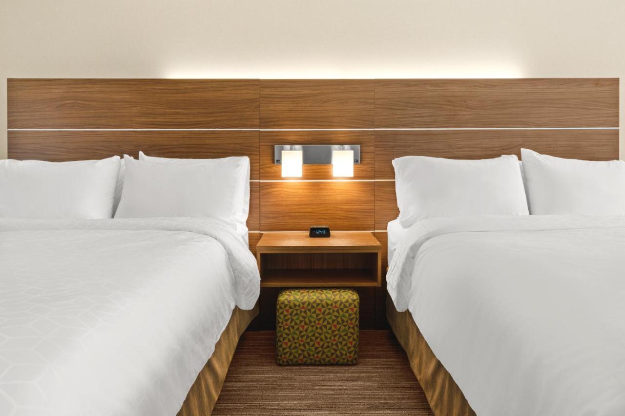 Holiday Inn Express & Suites - Suisun City By Ihg Exteriör bild