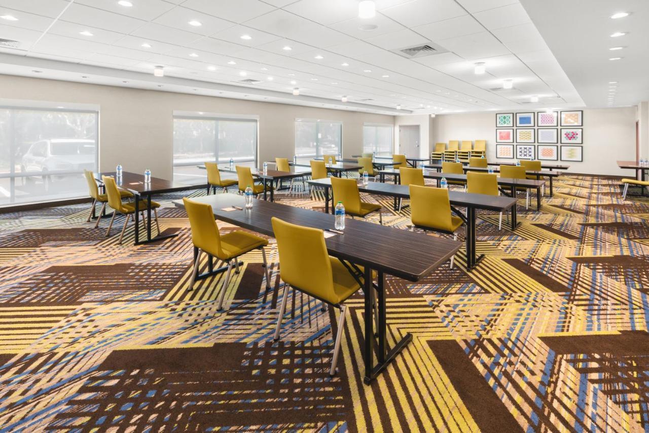Holiday Inn Express & Suites - Suisun City By Ihg Exteriör bild