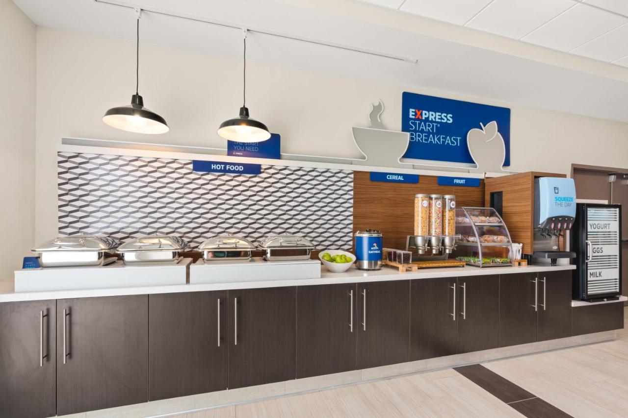 Holiday Inn Express & Suites - Suisun City By Ihg Exteriör bild